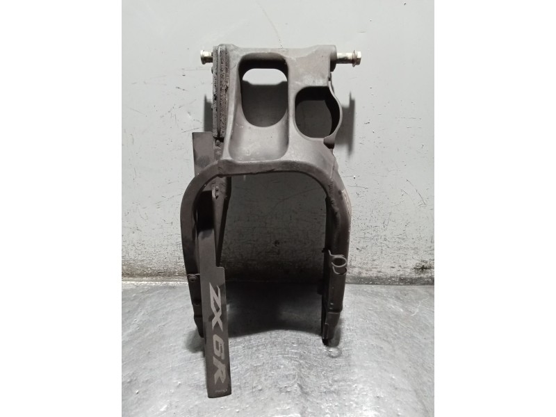 Recambio de puente trasero para kawasaki ninja zx-6 r/rr ninja zx-6r  (2007--) referencia OEM IAM   BASCULANTE