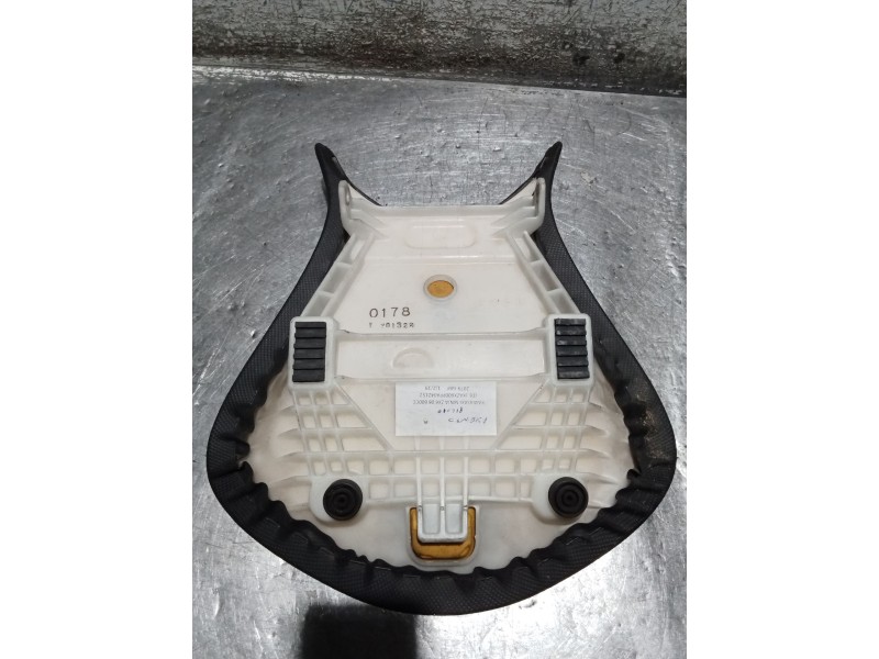 Recambio de asiento para kawasaki ninja zx-6 r/rr ninja zx-6r  (2007--) referencia OEM IAM   