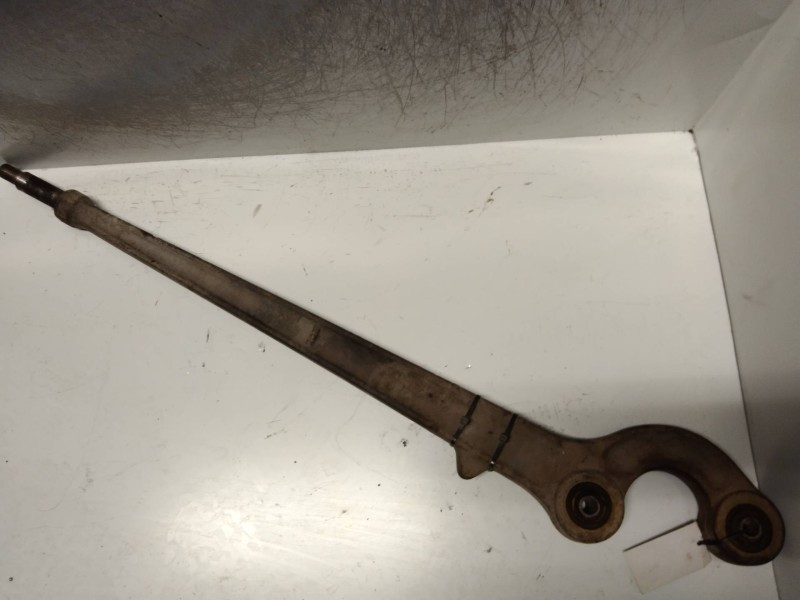 Recambio de brazo suspension inferior delantero izquierdo para land rover discovery (lt) referencia OEM IAM   