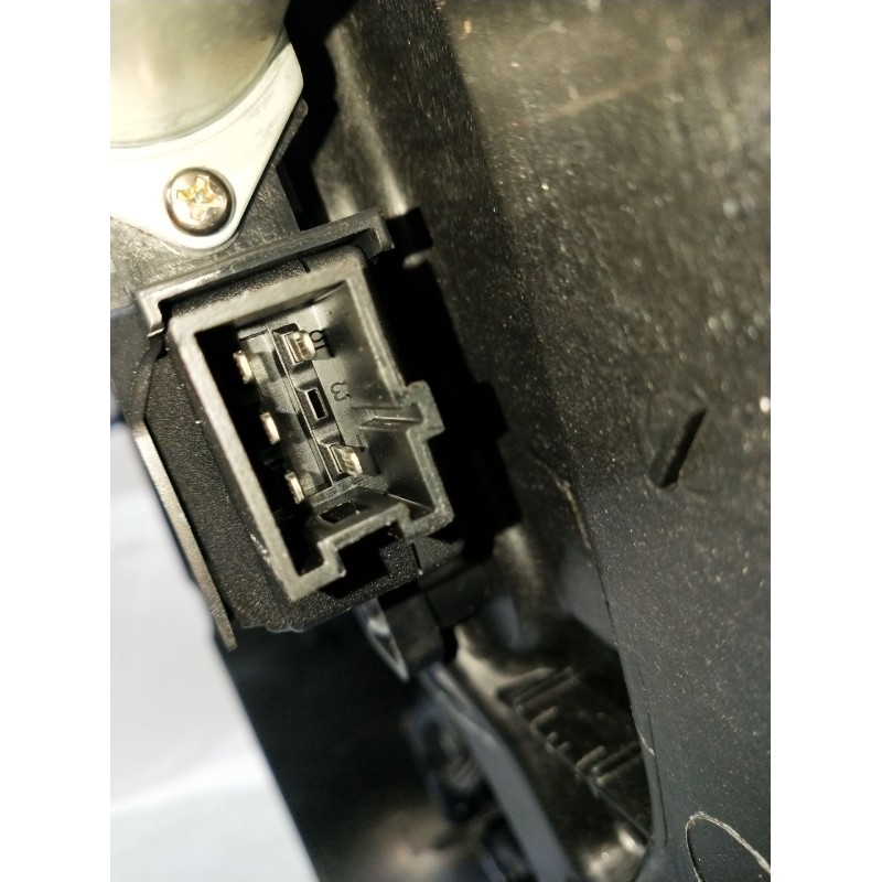 Recambio de elevalunas trasero derecho para mercedes-benz clase c (w205) c 400 4-matic (205.066) referencia OEM IAM A20554408908