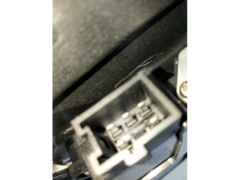 Recambio de elevalunas trasero izquierdo para mercedes-benz clase c (w205) c 400 4-matic (205.066) referencia OEM IAM A205540890