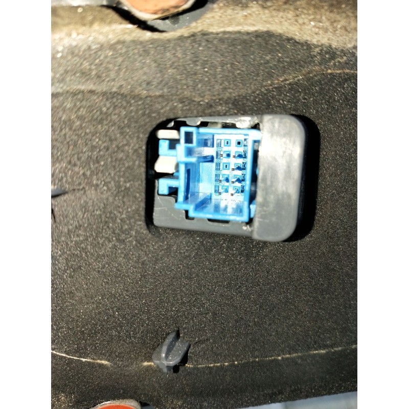 Recambio de piloto trasero derecho para mercedes-benz clase c (w205) c 400 4-matic (205.066) referencia OEM IAM A2059060457 6195