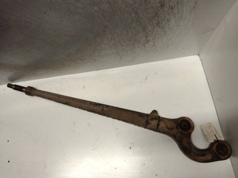 Recambio de brazo suspension inferior delantero izquierdo para land rover discovery (lt) referencia OEM IAM   