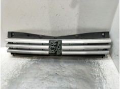 Recambio de rejilla delantera para peugeot 205 ii (20a/c) 1.7 diesel referencia OEM IAM   