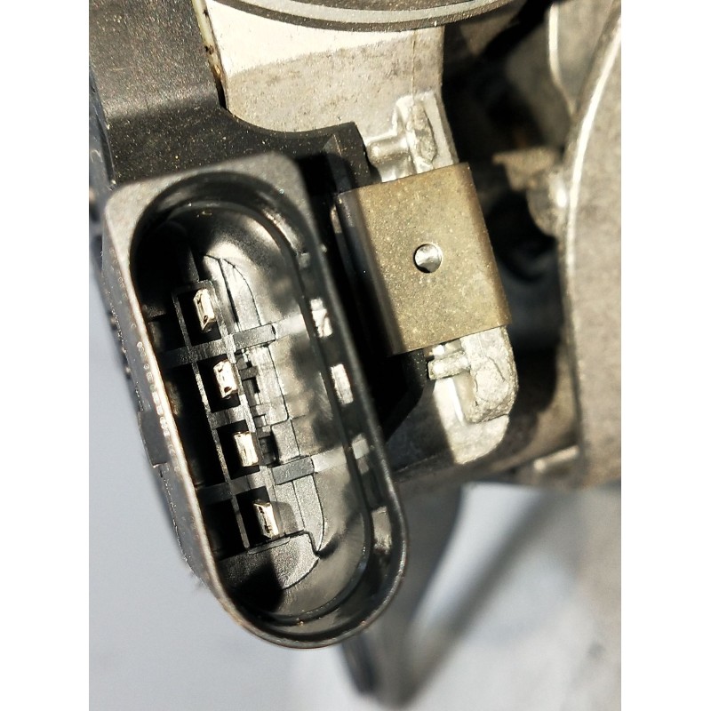 Recambio de motor limpia delantero para mercedes-benz clase c (w205) c 400 4-matic (205.066) referencia OEM IAM 3397021688 A2058