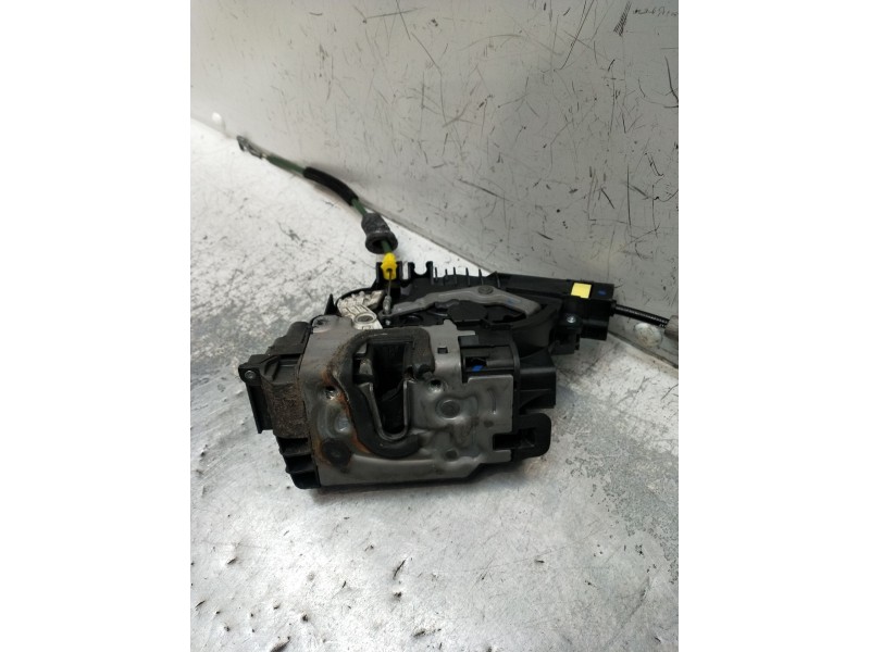 Recambio de motor cierre centralizado delantero izquierdo para mercedes-benz clase c (w205) c 400 4-matic (205.066) referencia O