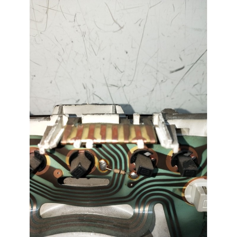 Recambio de cuadro instrumentos para peugeot 205 ii (20a/c) 1.7 diesel referencia OEM IAM 8595267  