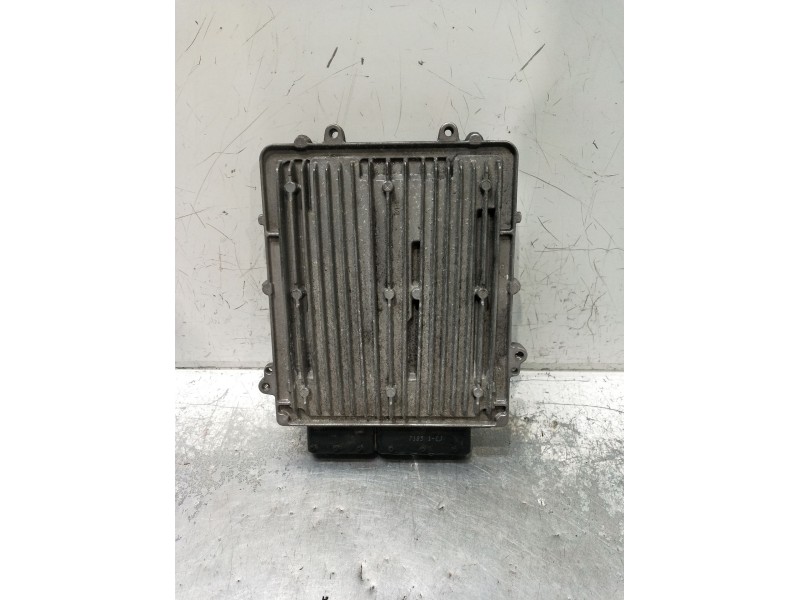 Recambio de centralita motor uce para mercedes-benz clase c (w205) c 400 4-matic (205.066) referencia OEM IAM A2769007500 0261S0