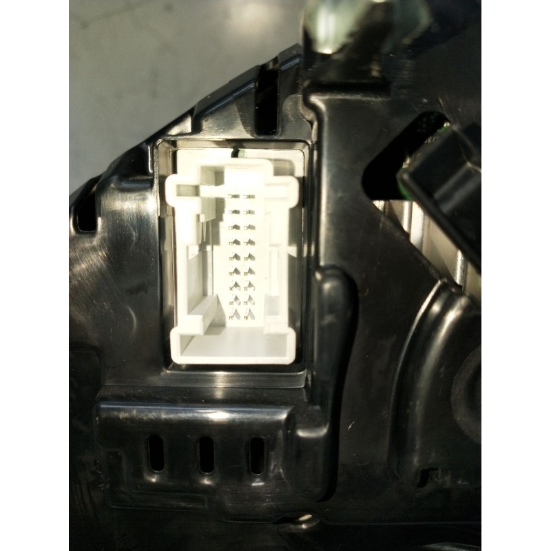 Recambio de cuadro instrumentos para mercedes-benz clase c (w205) c 400 4-matic (205.066) referencia OEM IAM A2059004518 ZGS001Q