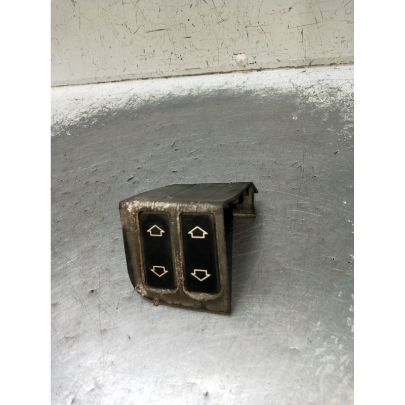 Recambio de mando elevalunas delantero izquierdo para peugeot 205 ii (20a/c) 1.7 diesel referencia OEM IAM   