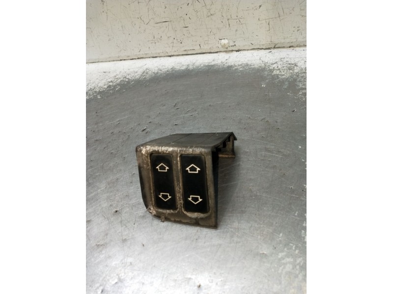 Recambio de mando elevalunas delantero izquierdo para peugeot 205 ii (20a/c) 1.7 diesel referencia OEM IAM   