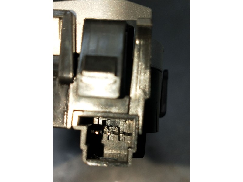 Recambio de mando multifuncion para mercedes-benz clase c (w205) c 400 4-matic (205.066) referencia OEM IAM A2059057851 SW132301