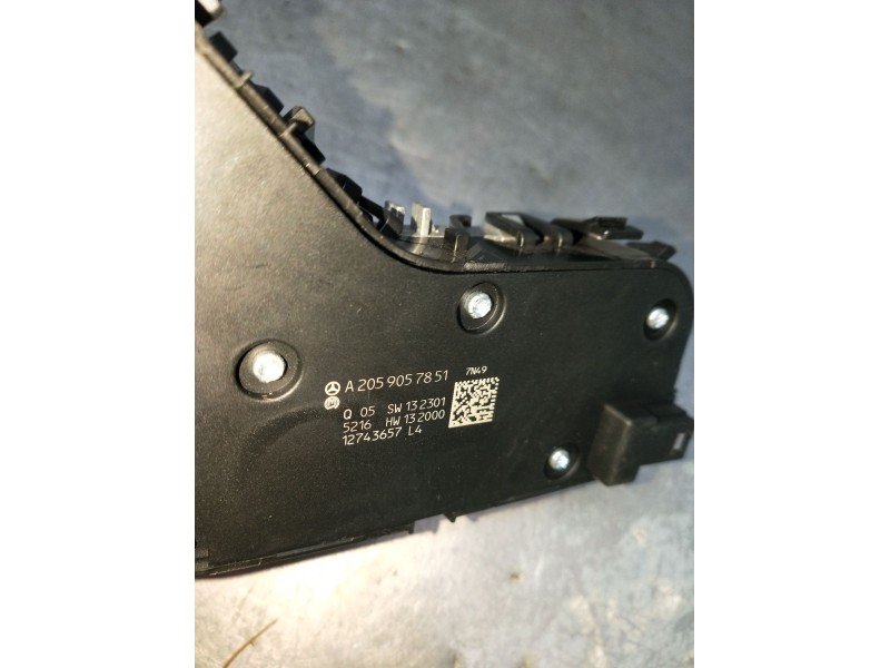 Recambio de mando multifuncion para mercedes-benz clase c (w205) c 400 4-matic (205.066) referencia OEM IAM A2059057851 SW132301