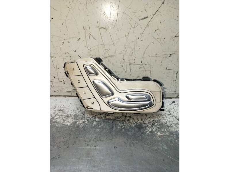 Recambio de mando multifuncion para mercedes-benz clase c (w205) c 400 4-matic (205.066) referencia OEM IAM A2059056651 12772373