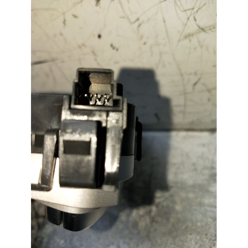 Recambio de mando multifuncion para mercedes-benz clase c (w205) c 400 4-matic (205.066) referencia OEM IAM A2059056651 12772373