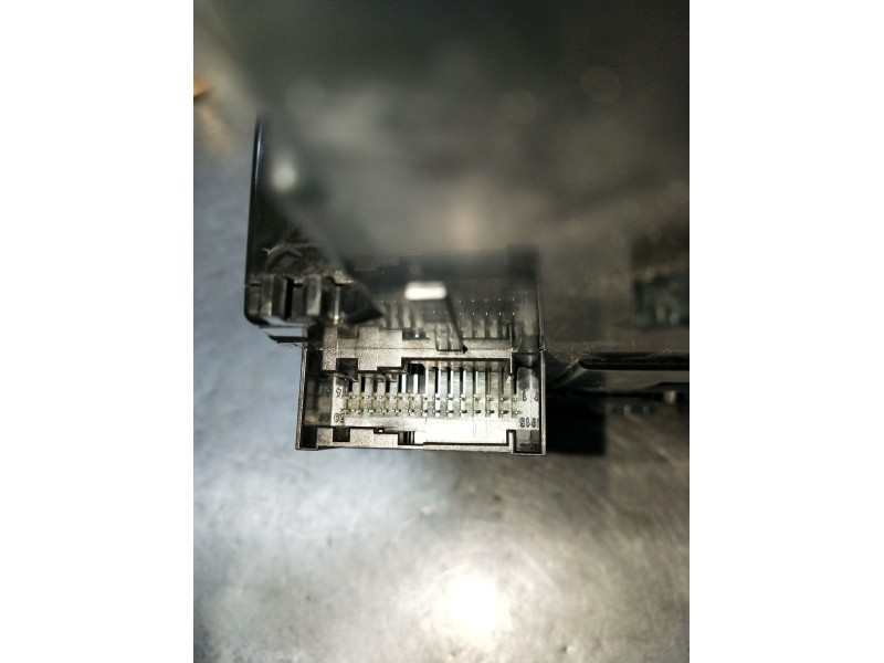 Recambio de luz interior para mercedes-benz clase c (w205) c 400 4-matic (205.066) referencia OEM IAM 0009009206 A0009062605 A00