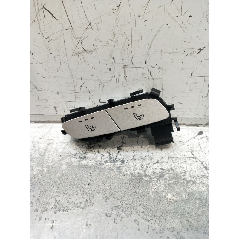 Recambio de mando multifuncion para mercedes-benz clase c (w205) c 400 4-matic (205.066) referencia OEM IAM A2139057402 5135HW13