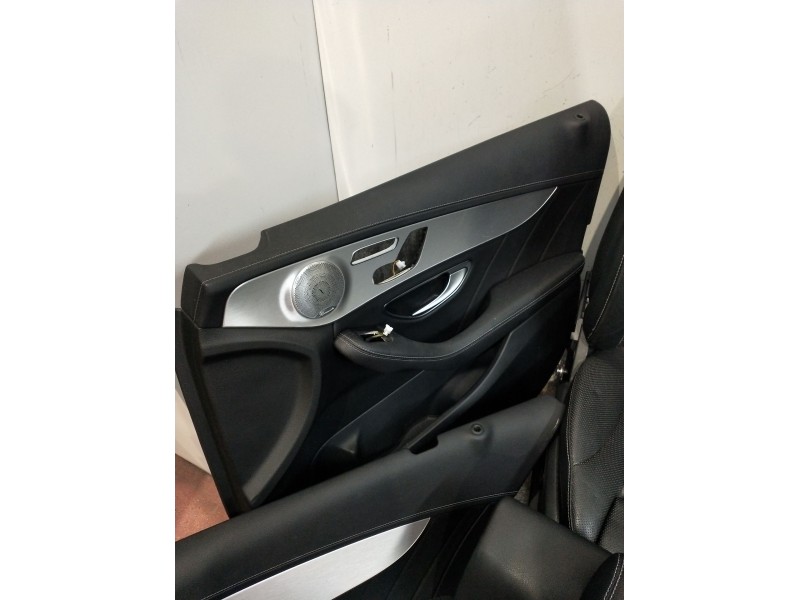 Recambio de juego asientos completo para mercedes-benz clase c (w205) c 400 4-matic (205.066) referencia OEM IAM   