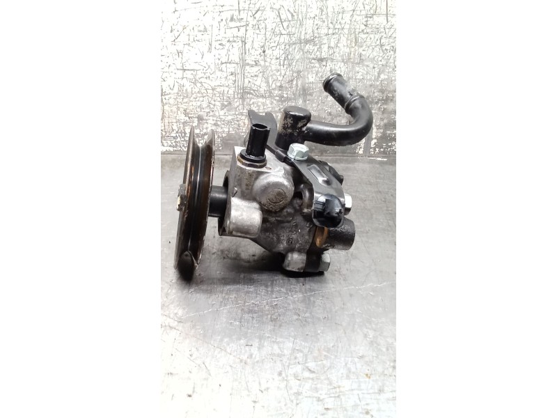 Recambio de bomba direccion para kia rio 1.4 ex1 referencia OEM IAM YST5  05