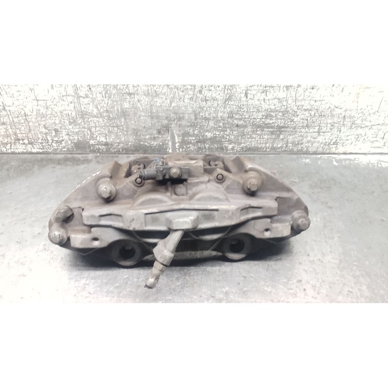 Recambio de pinza freno delantera derecha para mercedes-benz clase c (w205) c 400 4-matic (205.066) referencia OEM IAM   14