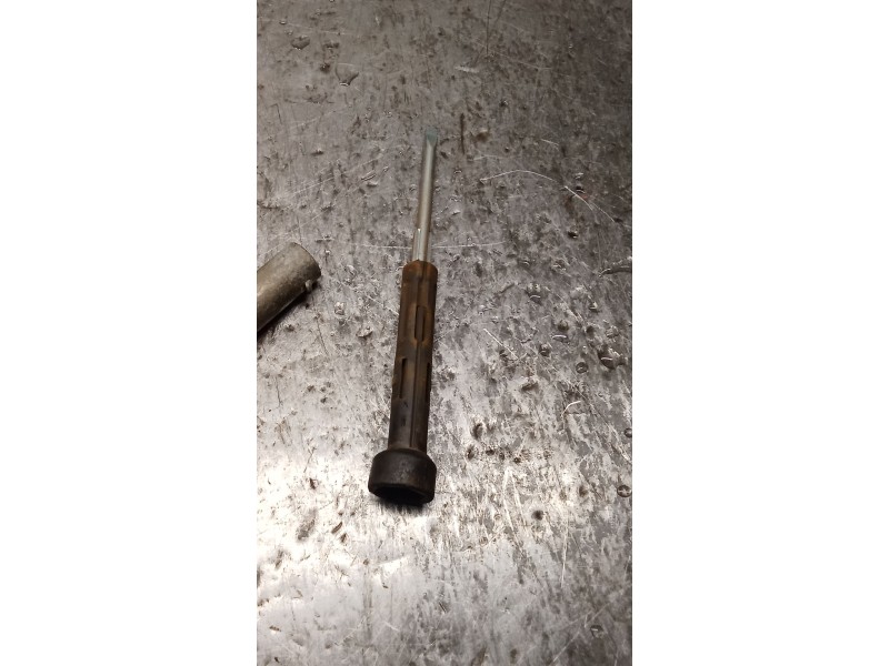 Recambio de gato para opel meriva cosmo referencia OEM IAM   03