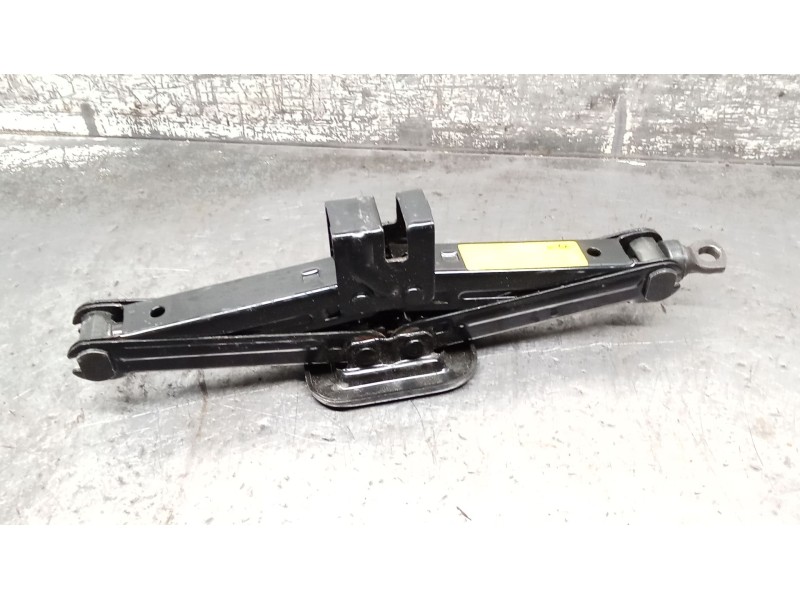 Recambio de gato para kia rio 1.4 ex1 referencia OEM IAM   05