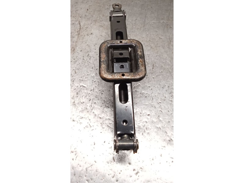 Recambio de gato para kia rio 1.4 ex1 referencia OEM IAM   05