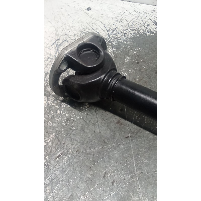 Recambio de transmision central delantera para mercedes-benz clase c (w205) c 400 4-matic (205.066) referencia OEM IAM A2047001 