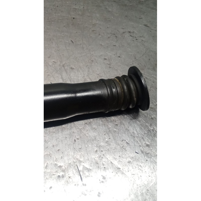 Recambio de transmision central delantera para mercedes-benz clase c (w205) c 400 4-matic (205.066) referencia OEM IAM A2047001 