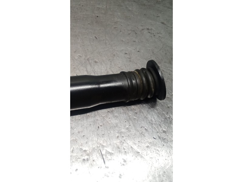 Recambio de transmision central delantera para mercedes-benz clase c (w205) c 400 4-matic (205.066) referencia OEM IAM A2047001 