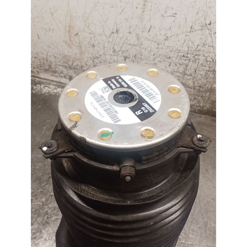 Recambio de amortiguador trasero derecho para mercedes-benz clase c (w205) c 400 4-matic (205.066) referencia OEM IAM A205320022