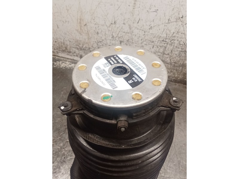 Recambio de amortiguador trasero derecho para mercedes-benz clase c (w205) c 400 4-matic (205.066) referencia OEM IAM A205320022