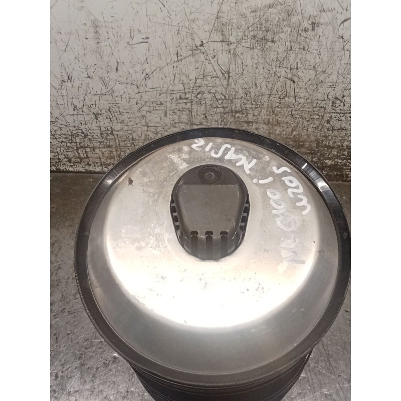 Recambio de amortiguador trasero izquierdo para mercedes-benz clase c (w205) c 400 4-matic (205.066) referencia OEM IAM A2053200