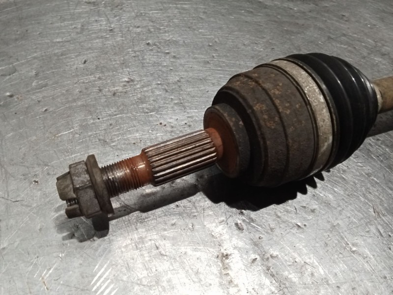 Recambio de transmision delantera derecha para renault twingo authentique referencia OEM IAM 8200482436  