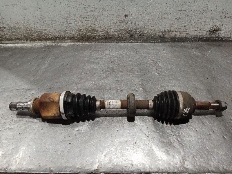 Recambio de transmision delantera izquierda para renault twingo authentique referencia OEM IAM 8200661507  