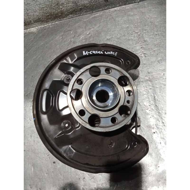 Recambio de mangueta trasera derecha para mercedes-benz clase c (w205) c 400 4-matic (205.066) referencia OEM IAM   