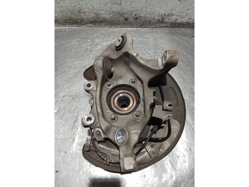 Recambio de mangueta trasera derecha para mercedes-benz clase c (w205) c 400 4-matic (205.066) referencia OEM IAM   