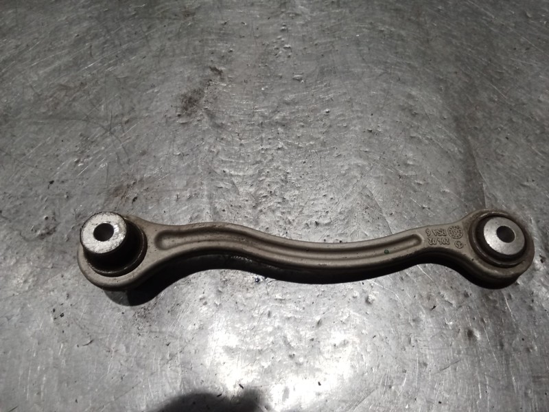 Recambio de brazo suspension inferior trasero izquierdo para mercedes-benz clase c (w205) c 400 4-matic (205.066) referencia OEM