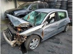 renault megane ii berlina 5p del año 2004