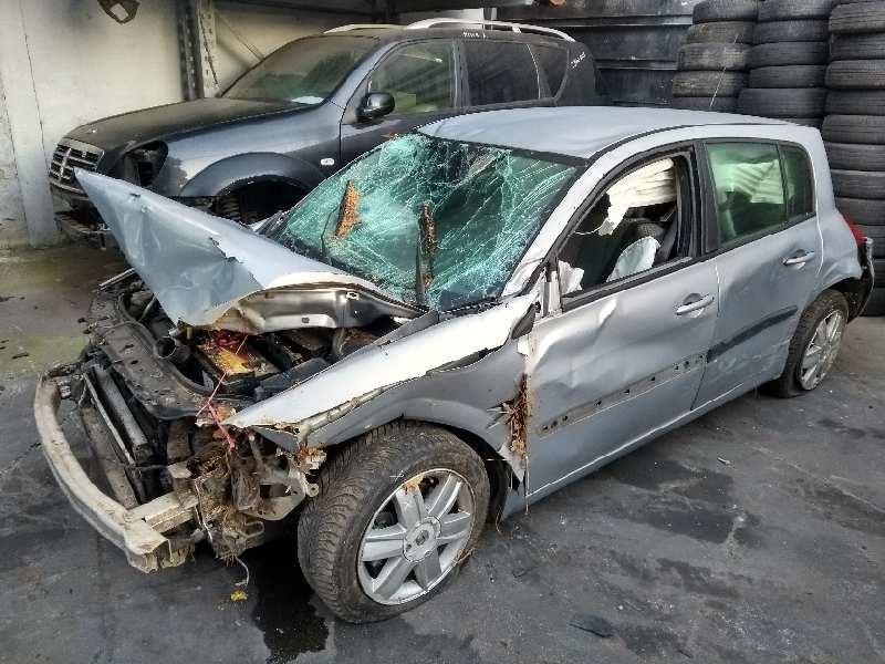 renault megane ii berlina 5p del año 2004