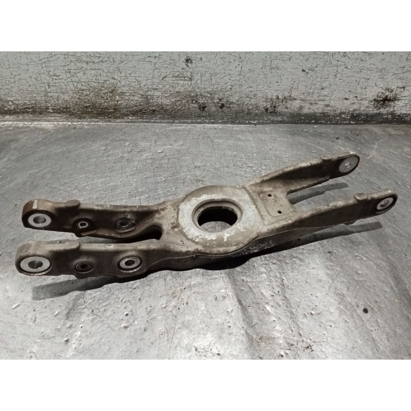 Recambio de brazo suspension inferior trasero derecho para mercedes-benz clase c (w205) c 400 4-matic (205.066) referencia OEM I