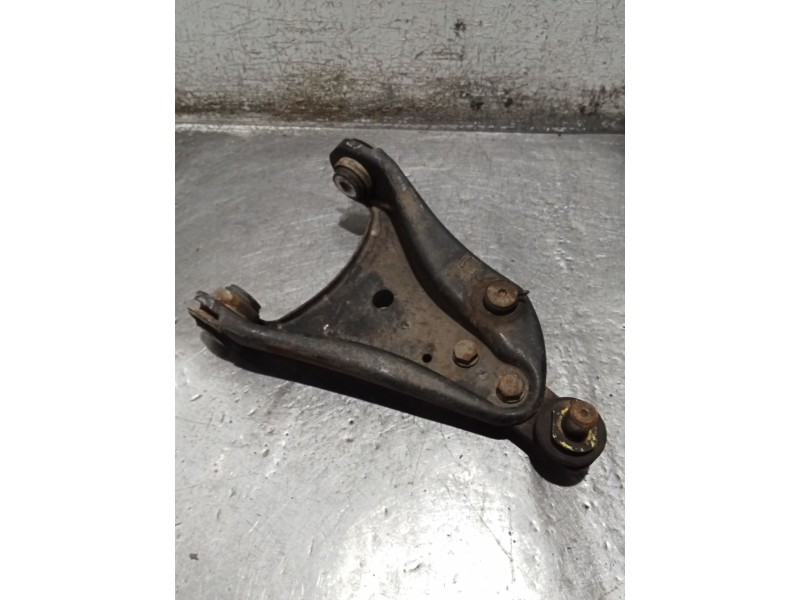 Recambio de brazo suspension inferior delantero izquierdo para renault twingo authentique referencia OEM IAM   