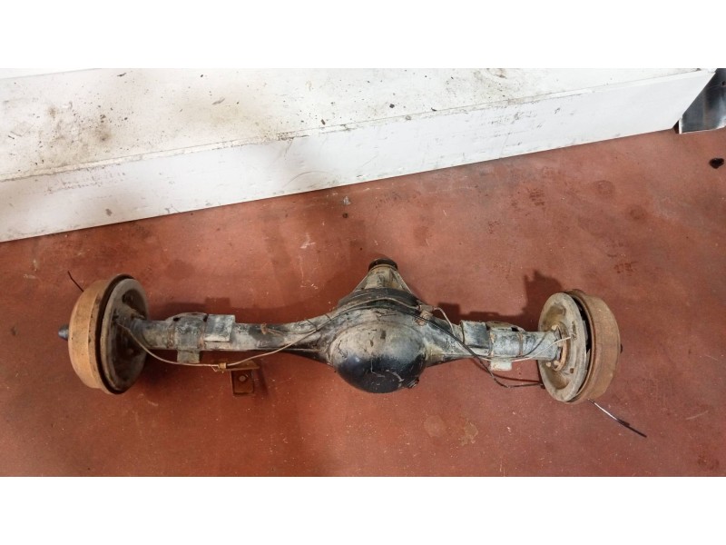 Recambio de puente trasero para santana 2.5 b dl t/d 2.5 dl referencia OEM IAM   