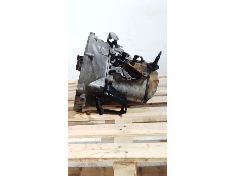 Recambio de caja cambios para peugeot 206+ referencia OEM IAM 20CQ53 5V 1119448