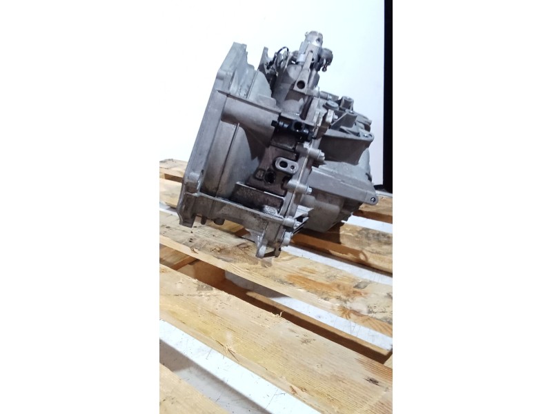 Recambio de caja cambios para opel astra k (b16) 1.6 cdti (68) referencia OEM IAM M320LWQ 6V 350IA6 20208BN8