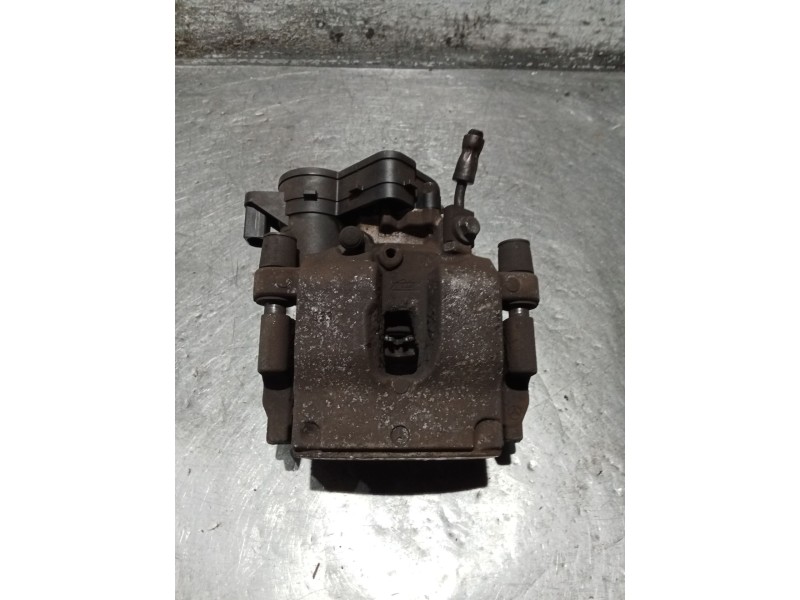 Recambio de pinza freno trasera izquierda para mercedes-benz clase c (w205) c 400 4-matic (205.066) referencia OEM IAM A20542315
