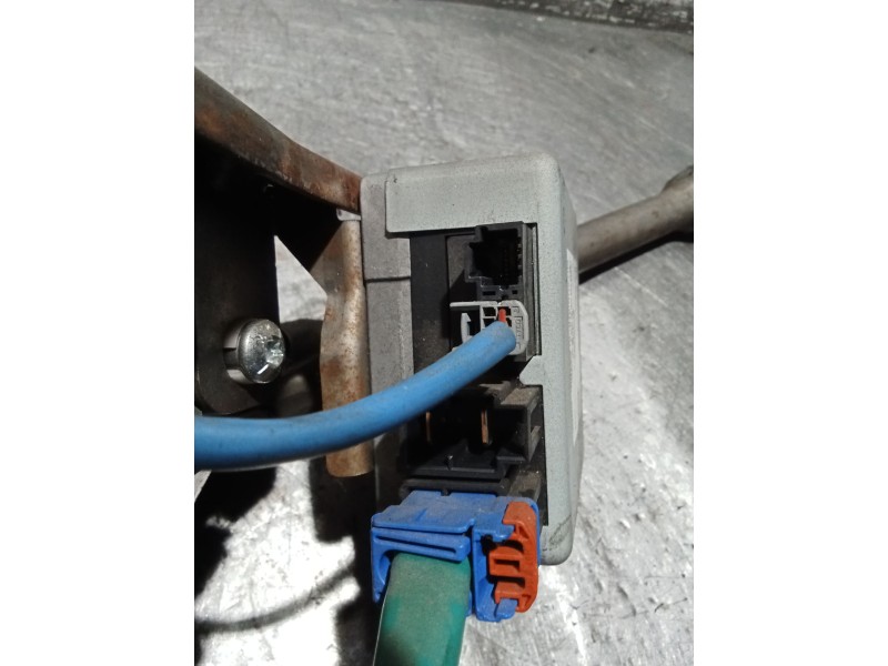 Recambio de columna direccion para renault twingo authentique referencia OEM IAM 8200809490 6900001629A 8200800655 ELECTRICA