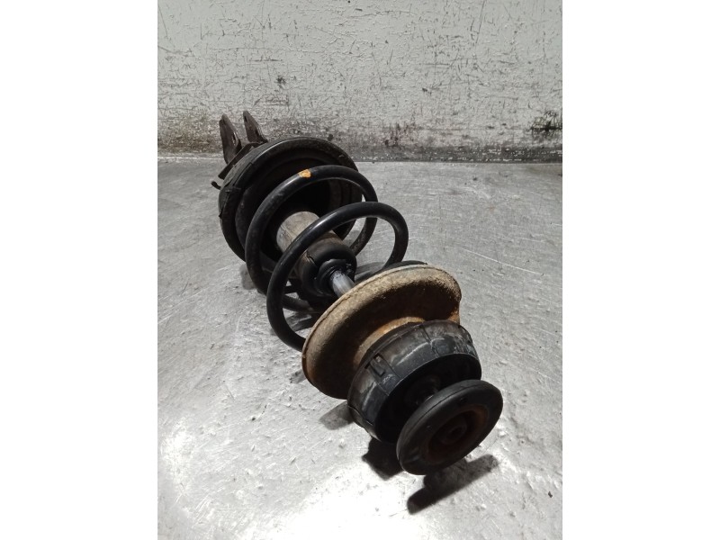 Recambio de amortiguador delantero izquierdo para renault twingo authentique referencia OEM IAM   