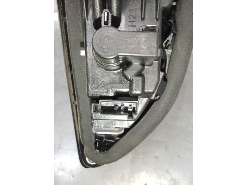Recambio de piloto trasero izquierdo interior para opel astra k (b16) 1.6 cdti (68) referencia OEM IAM 39032988 366069842 813901