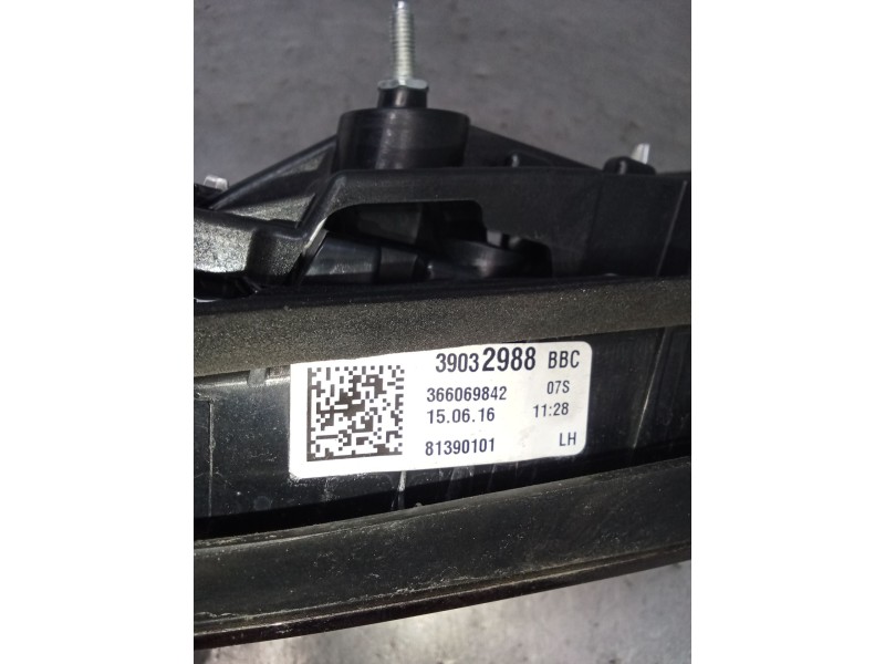 Recambio de piloto trasero izquierdo interior para opel astra k (b16) 1.6 cdti (68) referencia OEM IAM 39032988 366069842 813901